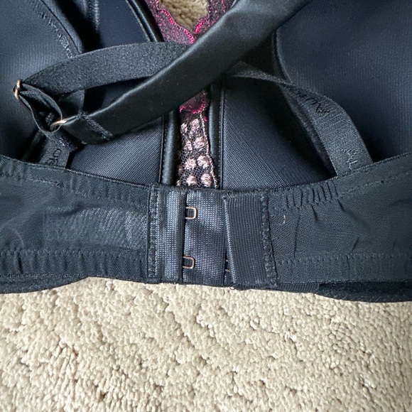 New Marks and Spencer Bra 34D Black Floral - Picture 7 of 10